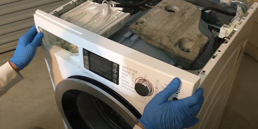 Ремонт стиральных машин Whirlpool в Одинцове – сервис от Мастер24, цены от 2071 руб